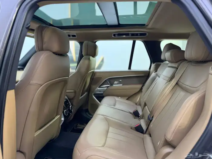 رنج روفر 2024 3