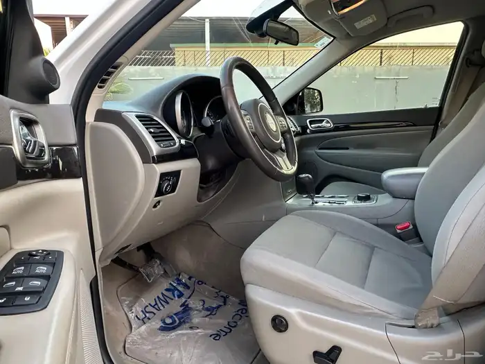 جيب شيروكي موديل 2013 10