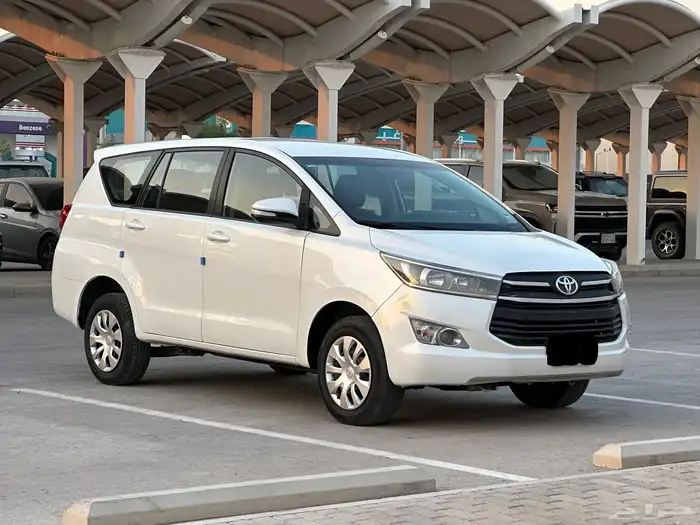 للبيع تويوتا انوفا 2016 ( 7 مقاعد) السعر 44 ألف 0