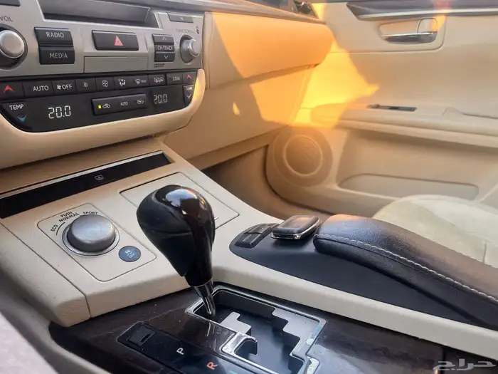 لكزس es 350 cc 2015 15