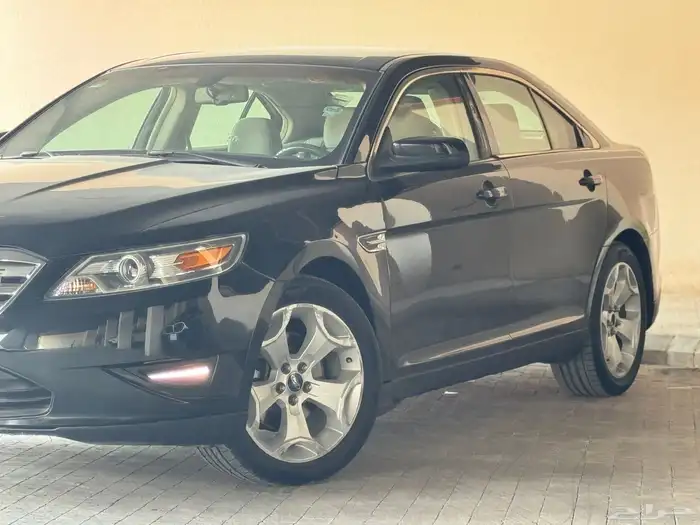 فورد تورس موديل 2011 نظيف جدا 1