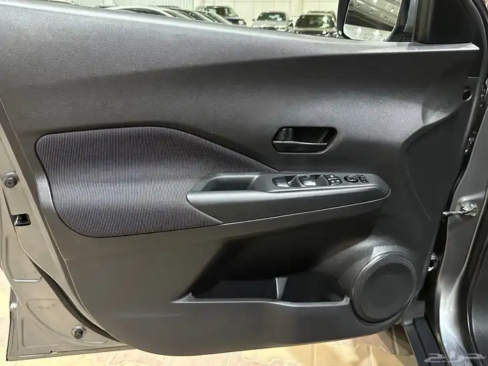 نيسان كيكس موديل 2019 استاندر 16