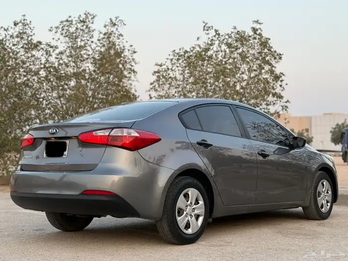 كيا سيراتو 2015 وكاله 12