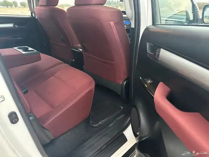 هايلوكس 2016 دبل تماتيك نظيف جدا 14