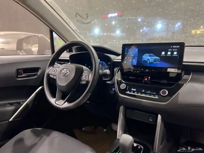 تويوتا كورولا كروس 2025 نص فل ( اصفار) 10