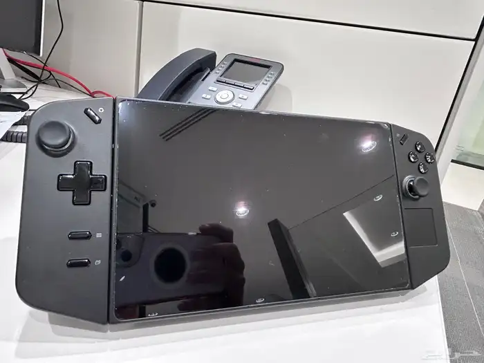 لينوفو ليجن جو Lenovo Legion Go   جهاز ألعاب محمول 2