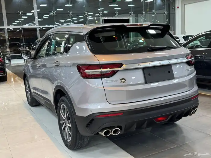 جيلي كولراي 2022 مستخدم 4