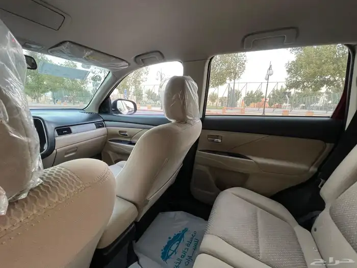 ميتسوبيشي اوتلاندر 2016 فل سعودي 9