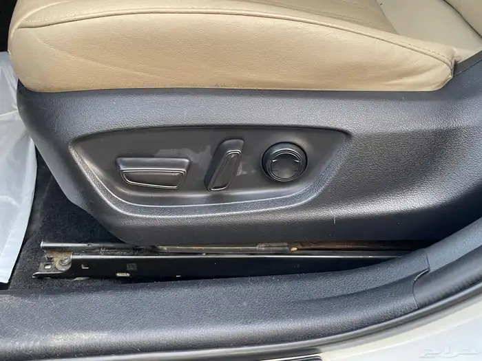 تويوتا افلون 2020 TOURING نص فل سعودي 23