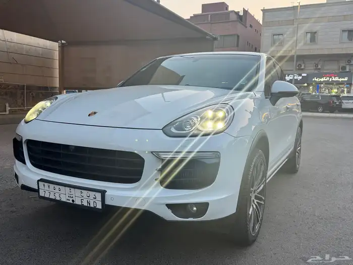 بورش كايين اس 2016 مخزن نظيف جدا 18