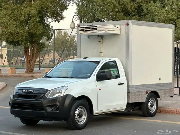 ايسوزو ثلاجه موديل 2025 سعودي قير عادي ديزل شامل الضريبة 1