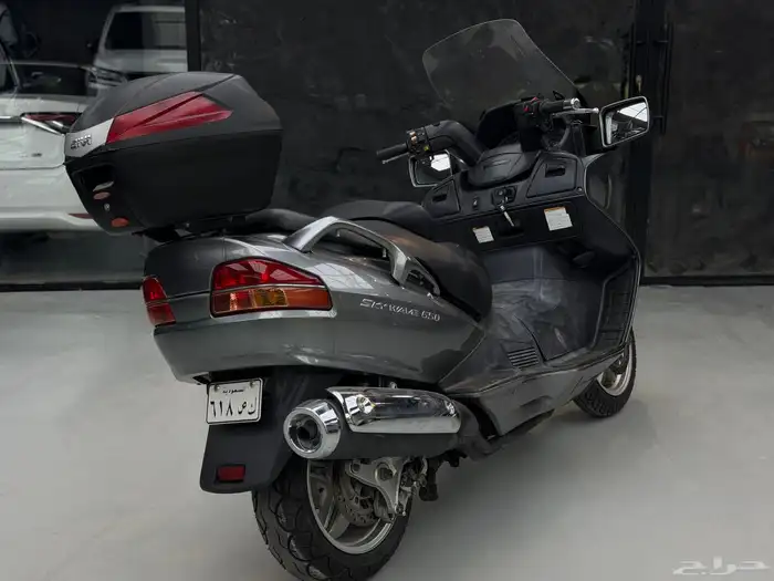 دباب سوزوكي SKY WAVE 650 5
