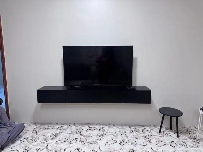 تفصيل طاولة تلفزيون يعلق للجدار 13