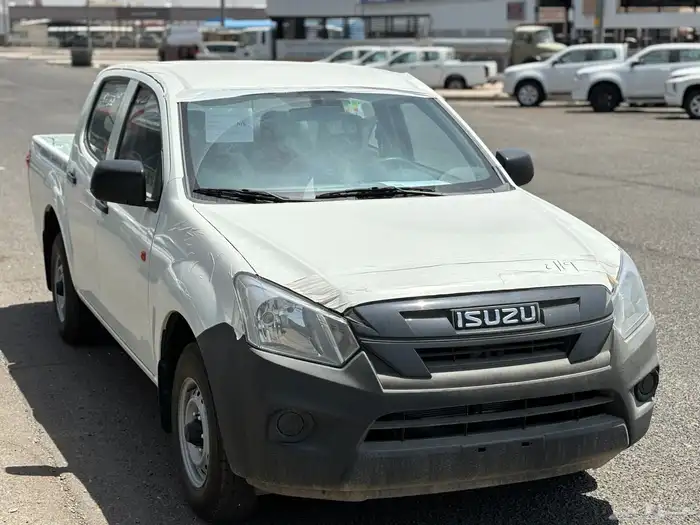 ايسوزو غمارتين محرك 2500 موديل. 2023 4