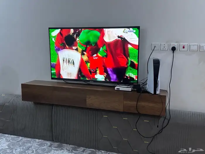 تفصيل طاولة تلفزيون يعلق للجدار 11