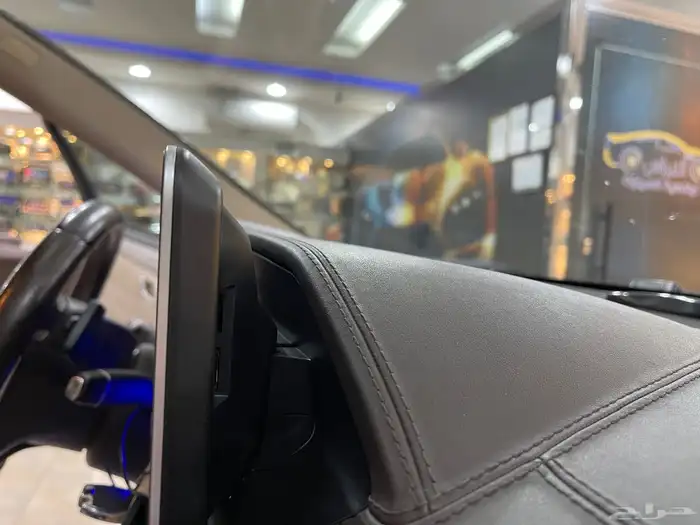 شاشة مرسيدس GLC 4