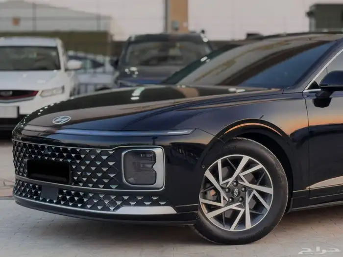 هيونداي ازيرا اكسلكوسف 2024 اسود 2