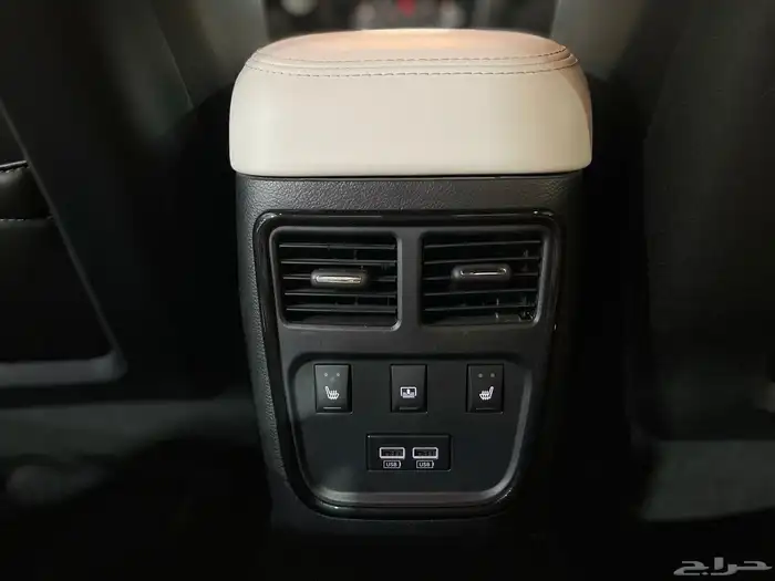 كرايزلر S300 2021 12