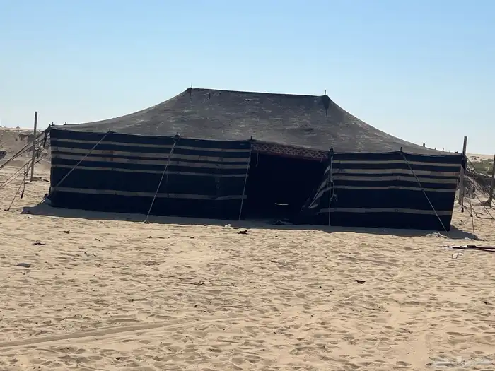 خيام و أغراض مخيم 1