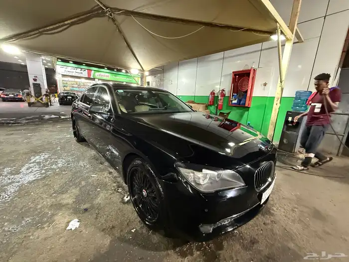 للبيع بي أم دبليو 730 مخزن ومصين موديل 2010 6