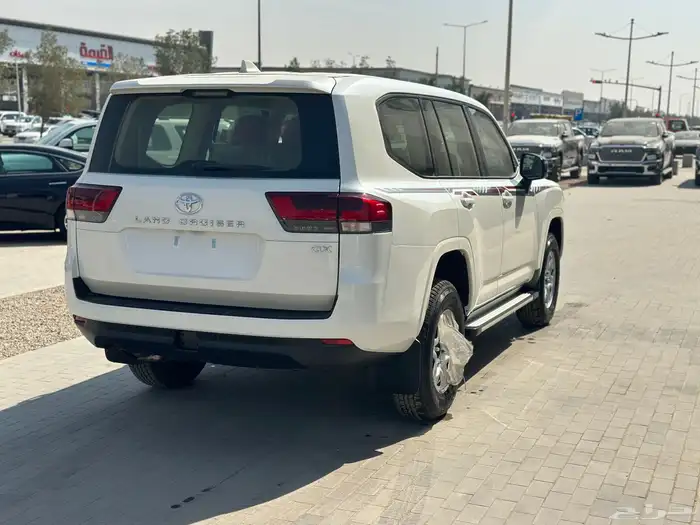 تويوتا لاندكروزر الموديل2025 تنفس طبيعي اقل سعر في السوق 2