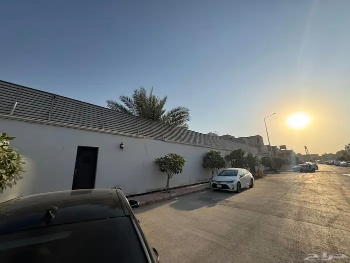 ارض سكنية مميزة في حي الملقا 2