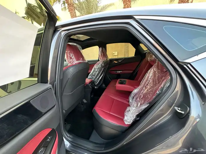 لكزس NX350h شبه جديده ماشيه 16 الف فقط بحاله الوكاله 11