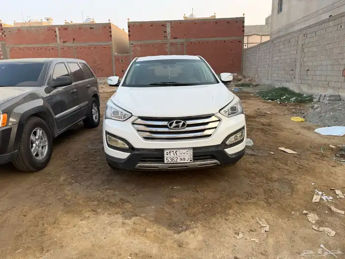 سيارتين للبيع تايوتا انوفا 2012 وهونداي سنتافي 2014 9