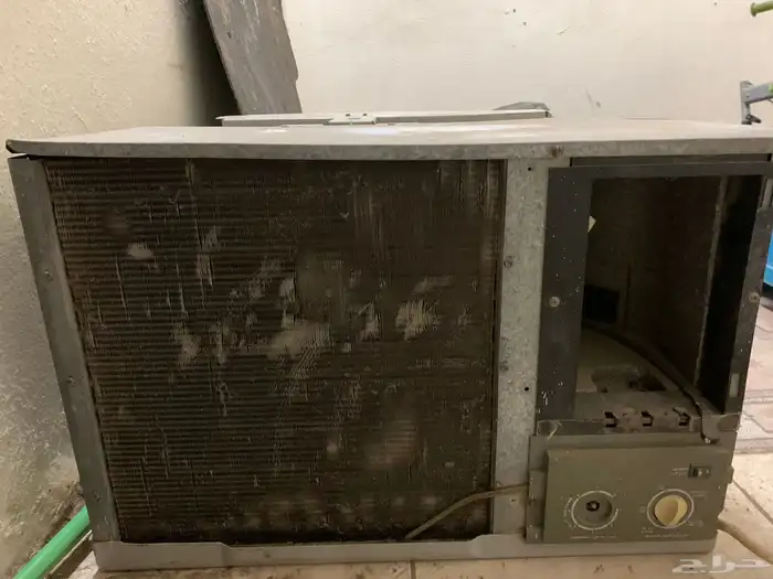 مكيف شباك مستعمل نظيف للبيع 0