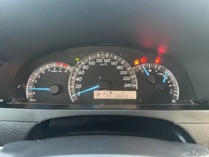 تويوتا كامري 2017 فل كامل GLX ابيض لولي 39