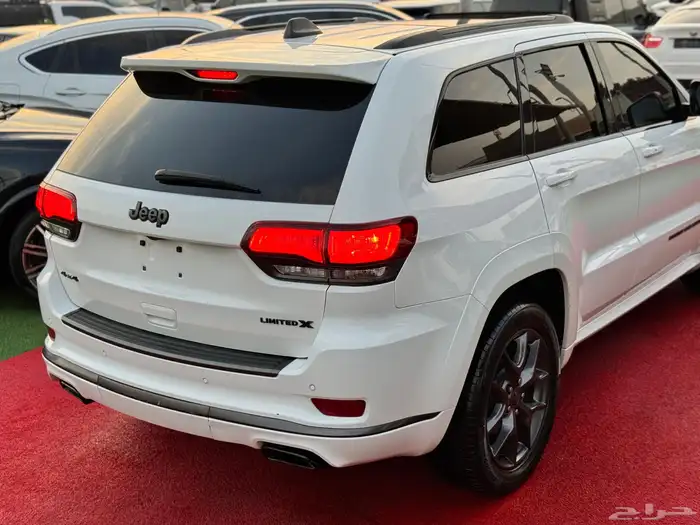 جيب جراند شروكي 4