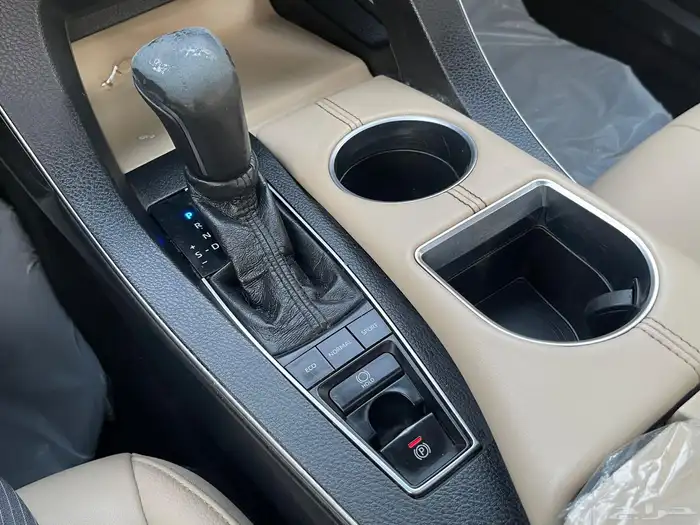 تويوتا افلون 2020 TOURING نص فل سعودي 8