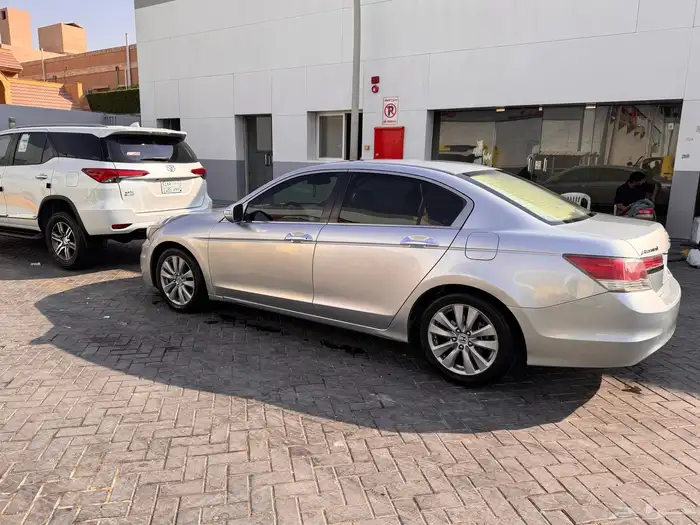 هوندا اكورد 2012 10