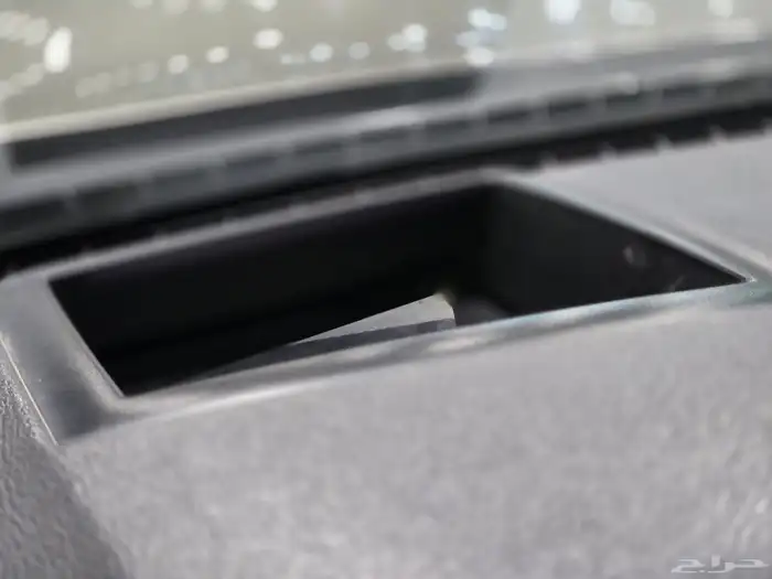 بي ام دبليو 740Li موديل 2011 بحالة ممتازة 17