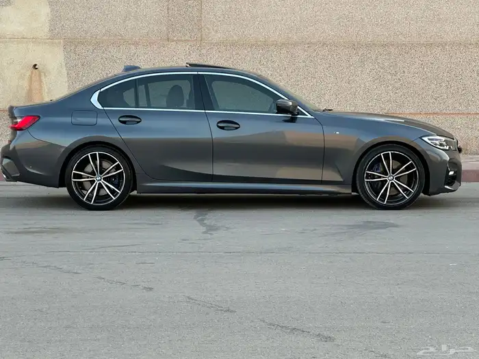 بي ام دبليو 330im وكالة تشييكات وكالة الفردان 7