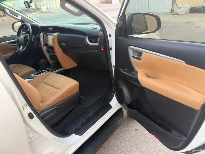 تويوتا فورشنر 2019 v6 10