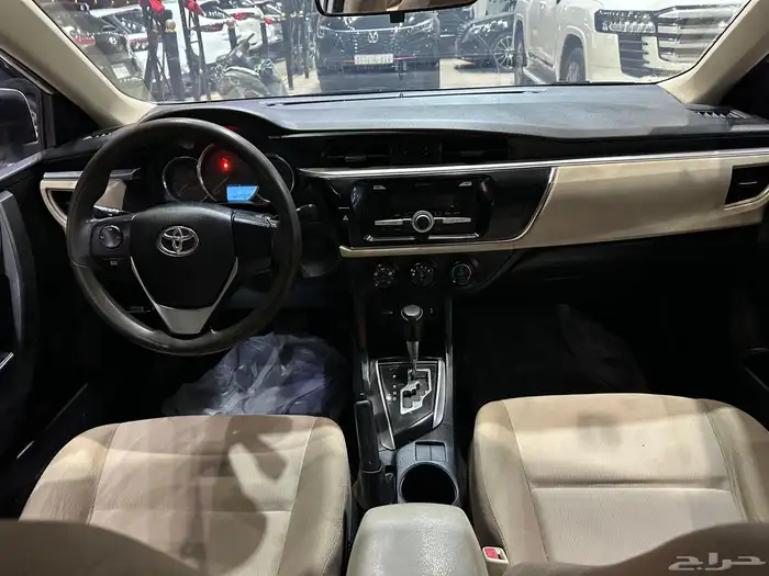 تويوتا كورولا موديل 2016 استاندر 12