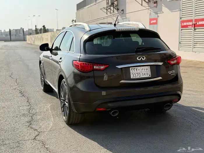 جيب إنفنتي QX70 ليمتد 2019 3