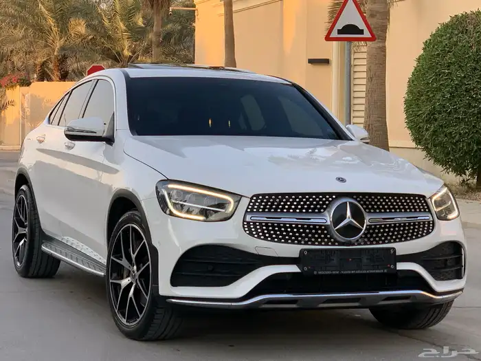 مرسيدس GLC200 موديل 2020 بحالة الوكاله ممشى 63 الف 0