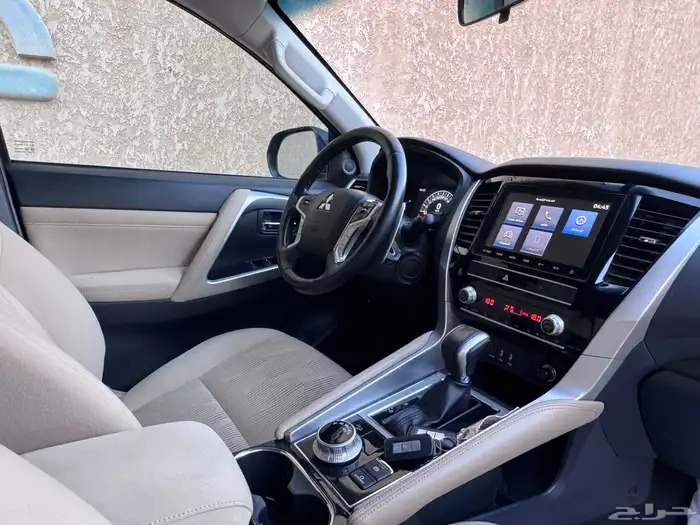 مستبيشي مونتيرو 2020 بحالة ممتازة 23