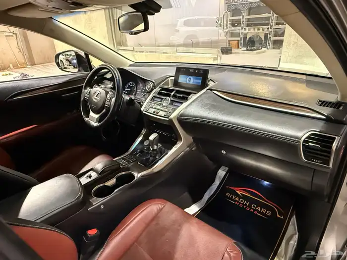لكزس 2016 NX 200t (بحالة ممتازة) 6