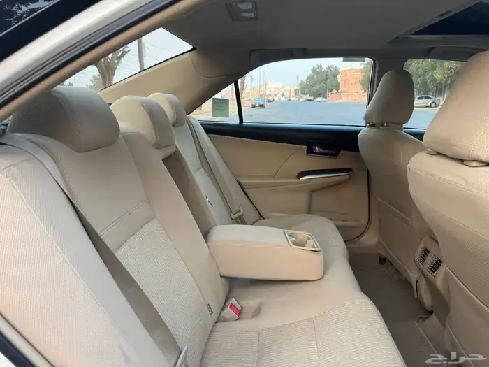 تويوتا كامري 2017 فل كامل GLX ابيض لولي 30