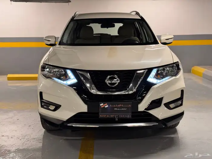 نيسان اكس تريل موديل 2022 دبل 0