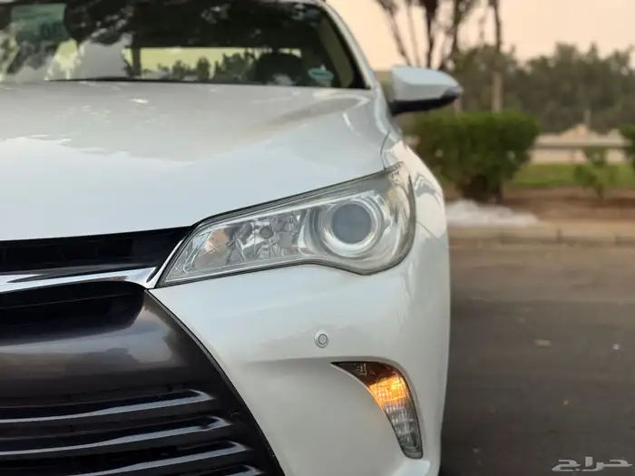 تويوتا كامري 2017 فل كامل GLX ابيض لولي 21