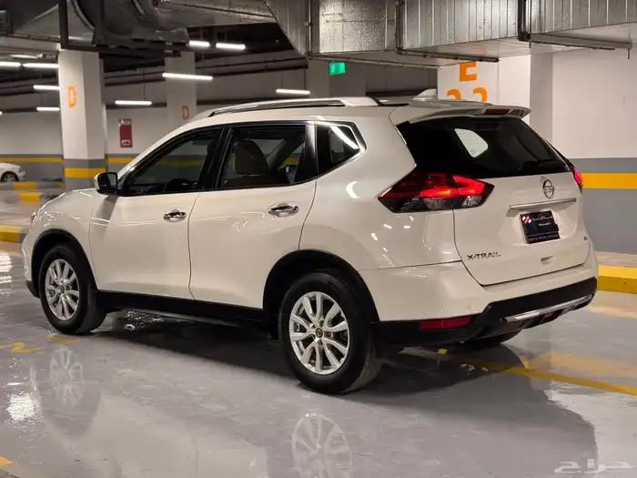 نيسان اكس تريل موديل 2022 دبل 6