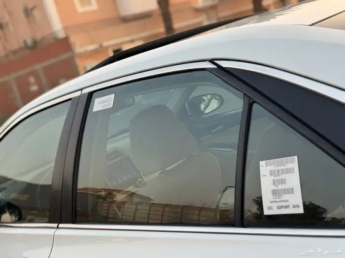 تويوتا كامري 2017 فل كامل GLX ابيض لولي 17