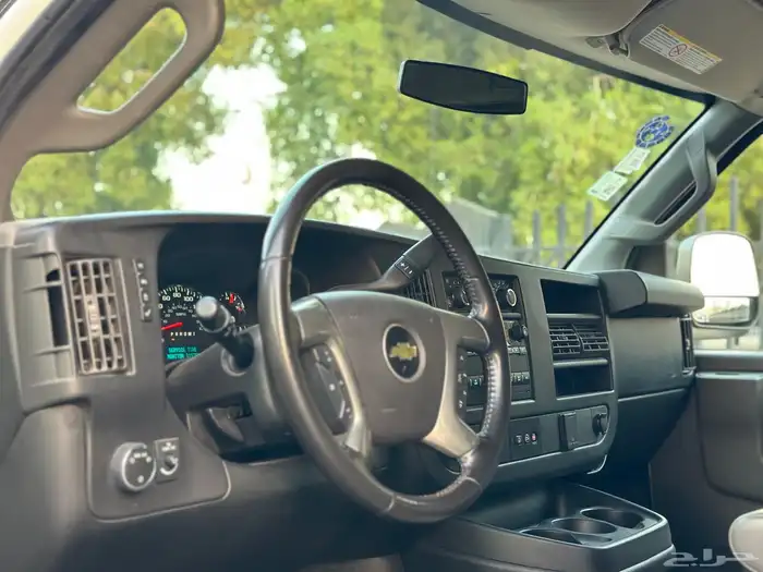 شفروليه إكسبرس موديل 2017 سعودي شاص طويل وزن 2500 فل 17