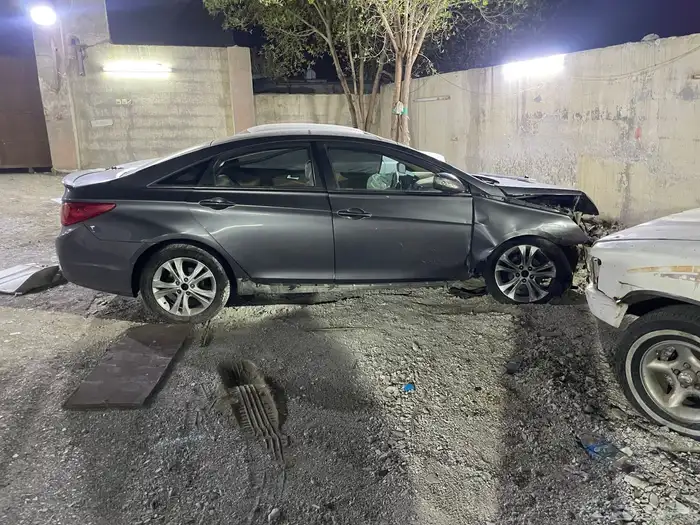 سوناتا 2013 قطع غيار فقط 0