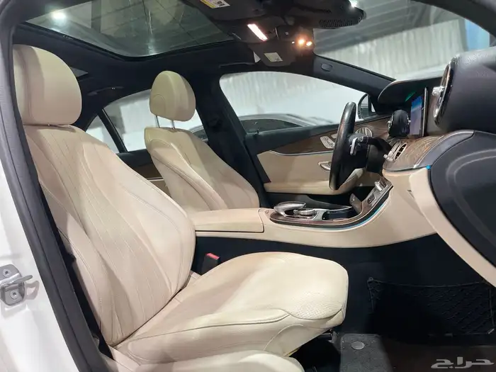 مرسيدس E300 2018 13