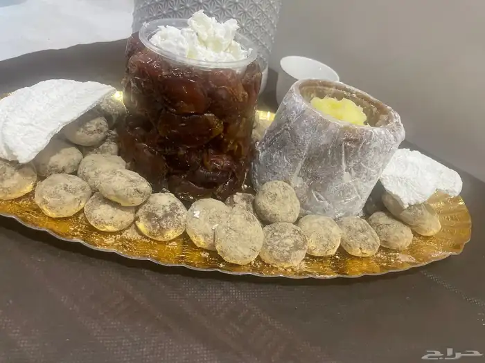 شعثا وتمر بالزبده وتمر بالدخن 2